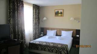 Отель Hotel Bistrita Бакэу Двухместный номер Делюкс с 1 кроватью или 2 отдельными кроватями-3